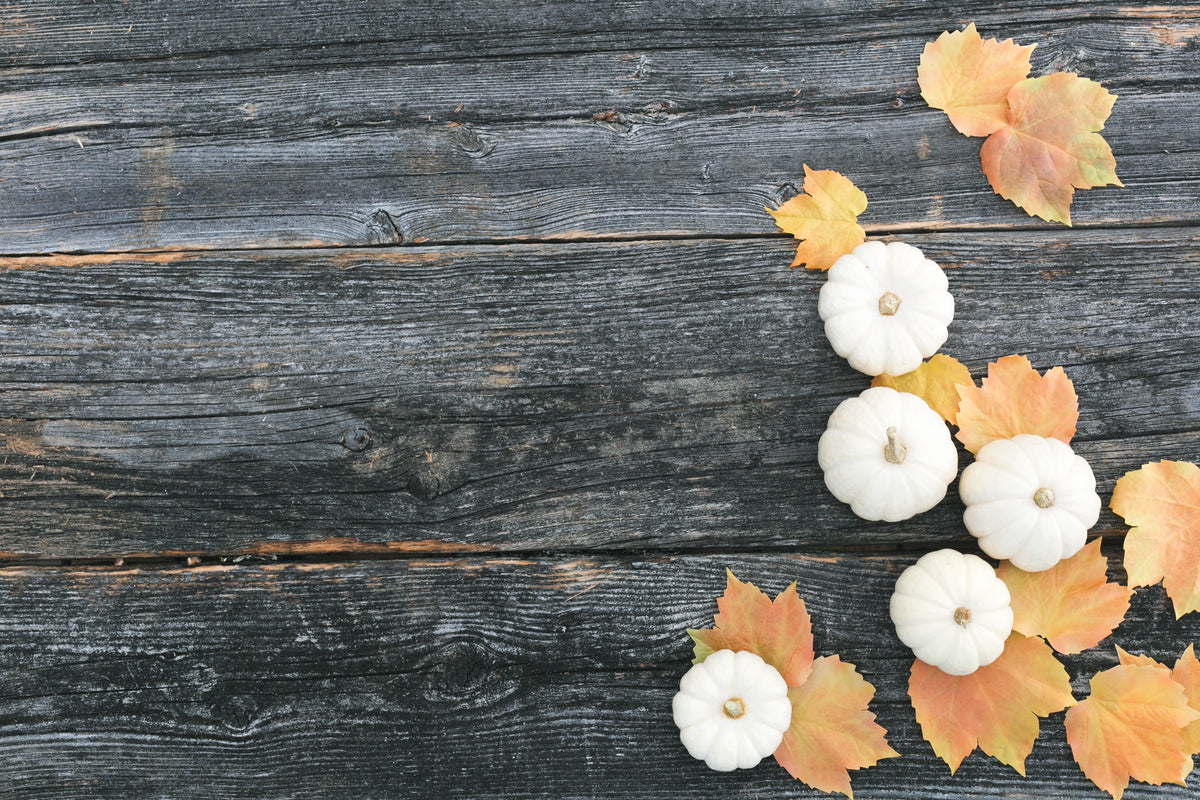 woodgrain-with-pumpkins.jpg